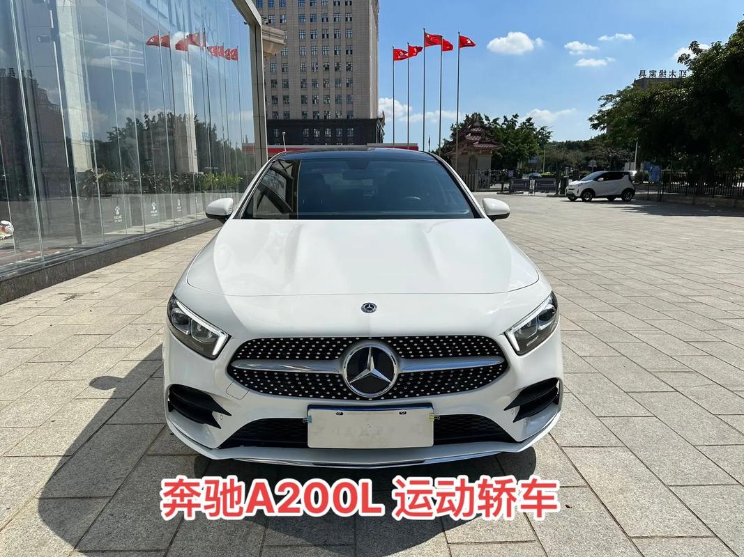 奔驰a200l和c200l哪个动力好,奔驰a200l与c200l